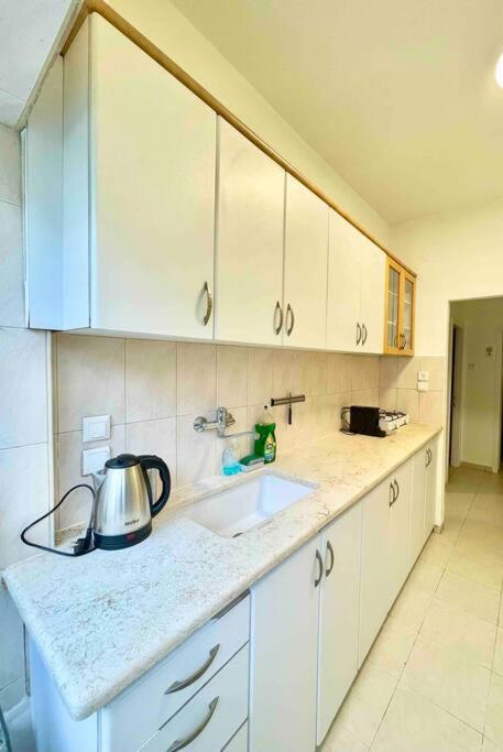 Rambam Beach Apartment Haifa Exterior foto